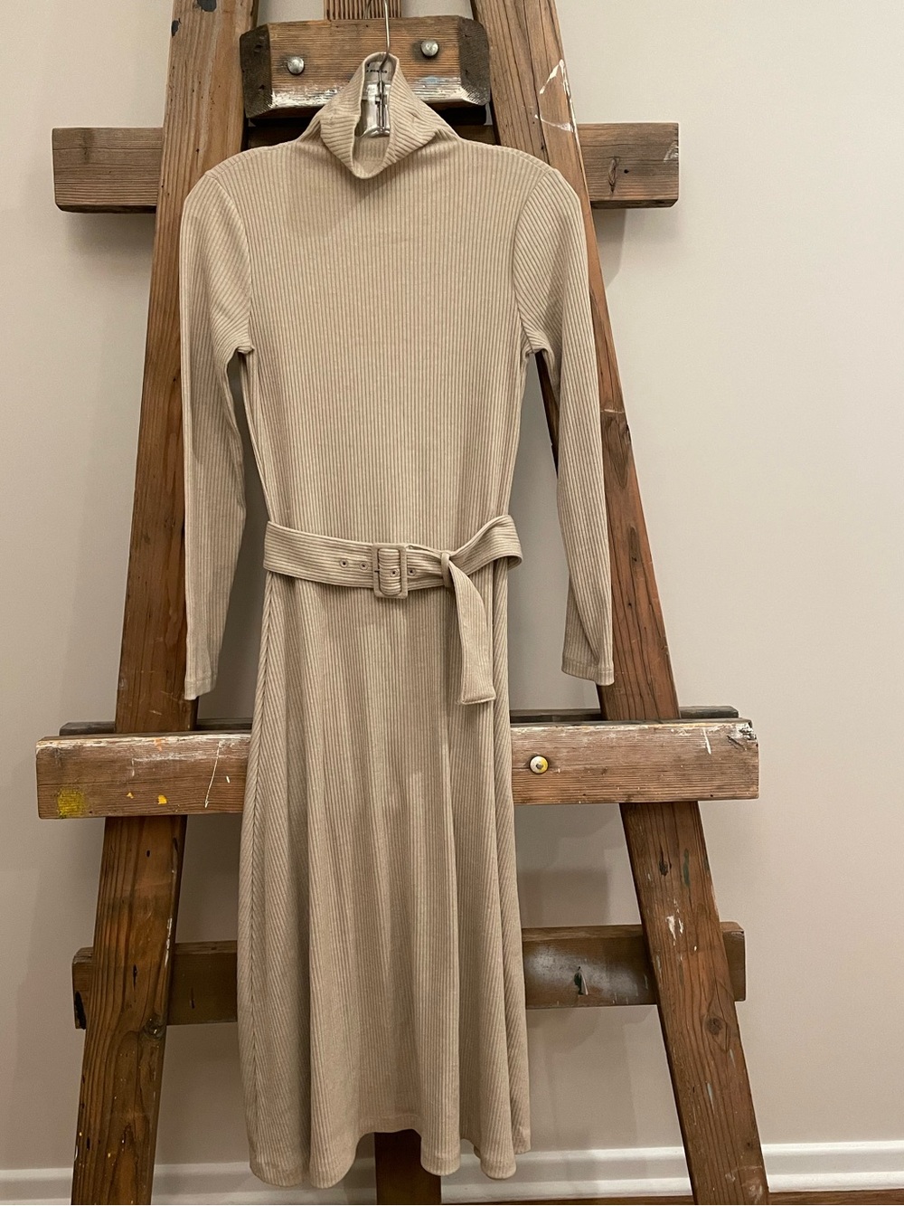 Club Monaco Beige Ribbed Long-Sleeve Belted Midi Dress